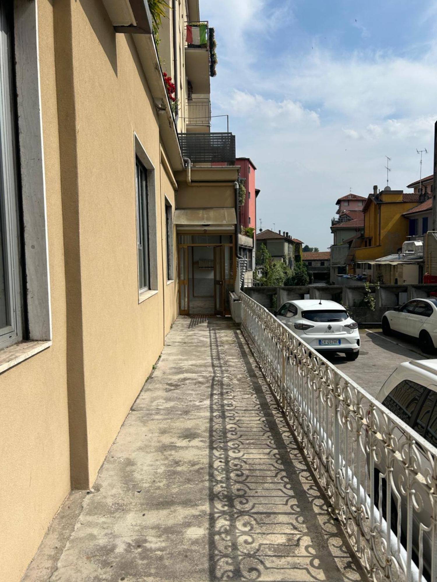 Bed Station -Self Check In- Bed & Breakfast Bergamo Exterior photo