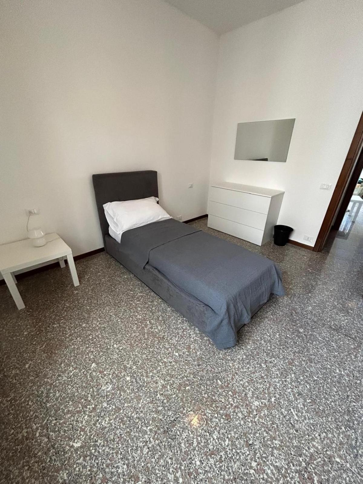 Bed Station -Self Check In- Bed & Breakfast Bergamo Exterior photo